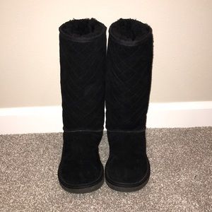 Ugg black quilted boots 5